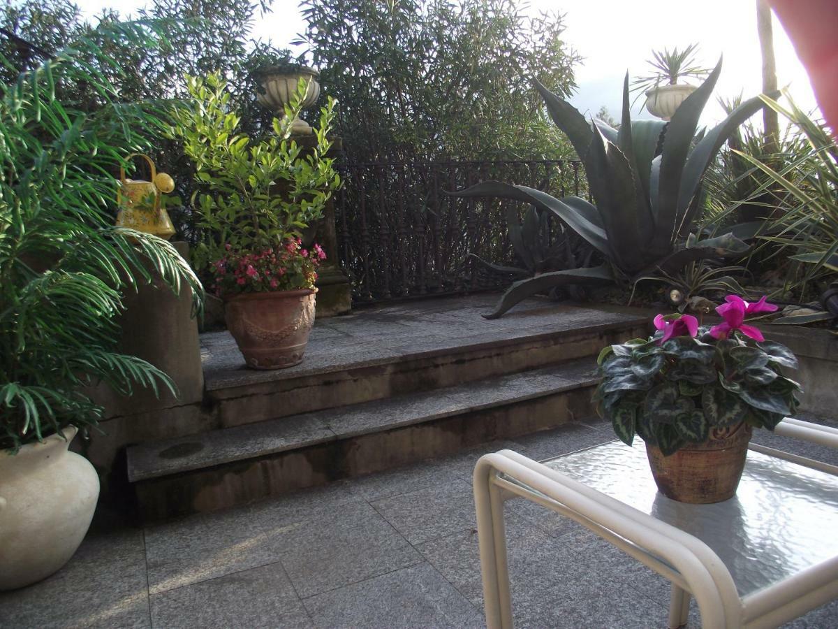 Villa Castiglioni Apartment Laglio Exteriör bild
